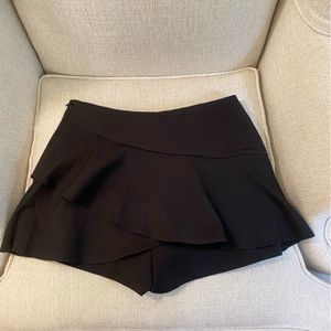 Black skort